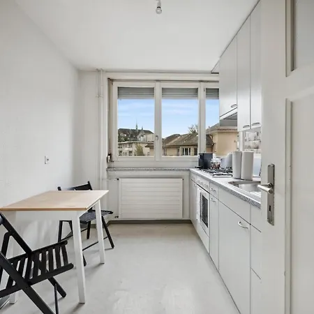 For Explorers 224 Apartment *